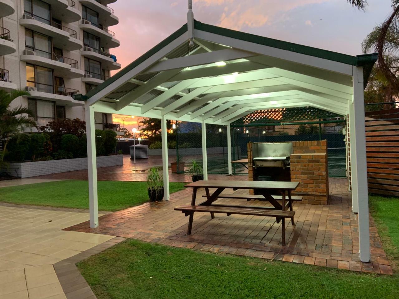 Burleigh Gardens North Hi-Rise Holiday Apartments Gold Coast Buitenkant foto